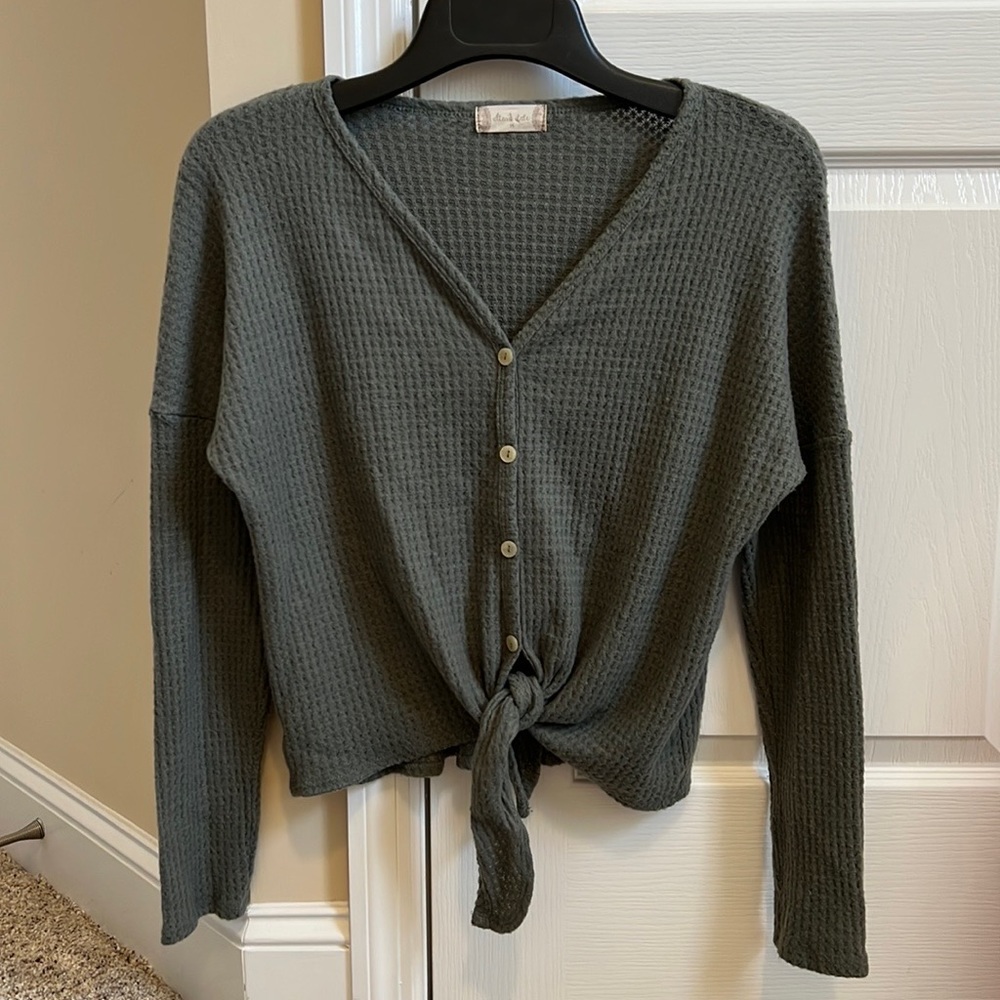Altar’d state medium green waffle knit long sleeve blouse B19